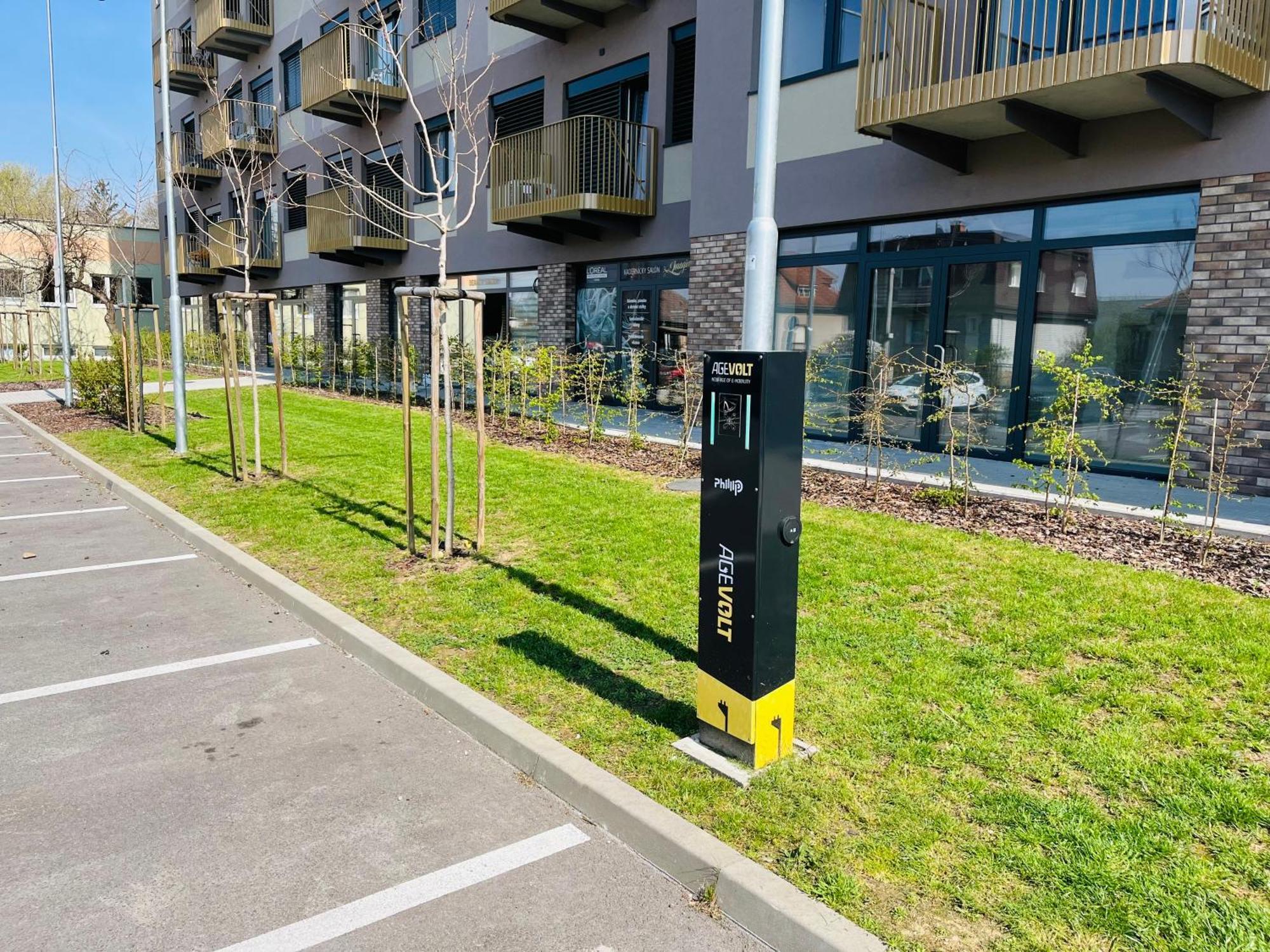 Apartman Sitka Lägenhet Trenčín Exteriör bild